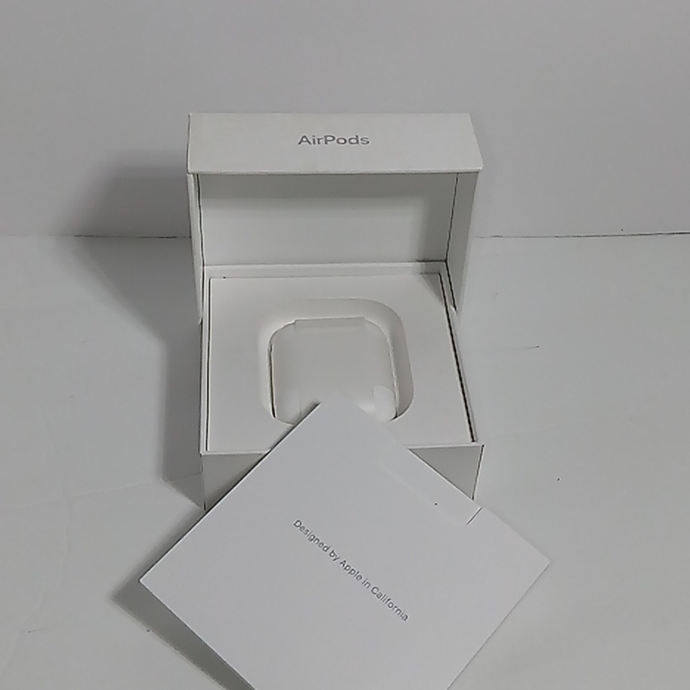Apple AirPods Like New